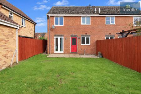3 bedroom Semi-detached house for sale in Bradley Close, Louth, LN11