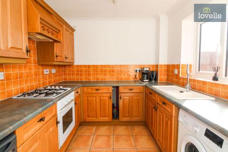 3 bedroom Semi-detached house for sale in Bradley Close, Louth, LN11