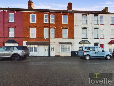 4 bedroom Terraced House for sale in Alford Road, Sutton on Sea, LN12