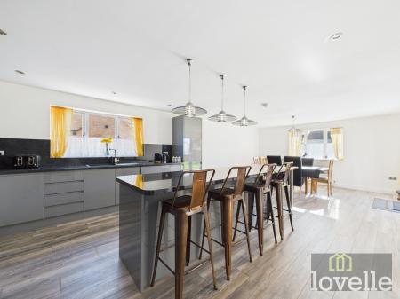 3 bedroom Detached bungalow for sale in Alford Road, Mablethorpe, LN12