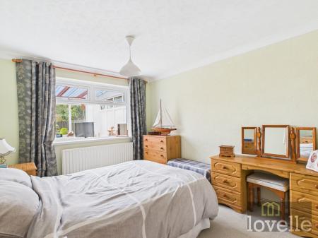 2 bedroom Detached bungalow for sale in Chanctonbury Way, Sutton on Sea, LN12