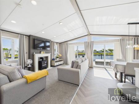 2 bedroom Park home for sale in Alford Road, Mablethorpe, LN12