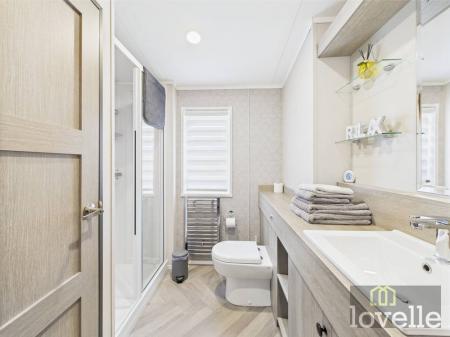 2 bedroom Park home for sale in Alford Road, Mablethorpe, LN12