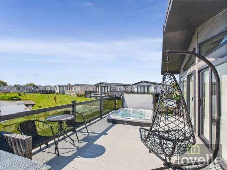 2 bedroom Park home for sale in Alford Road, Mablethorpe, LN12