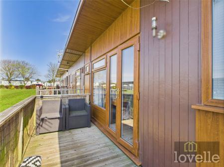 2 bedroom Chalet for sale in Chalet Park, Mablethorpe, LN12