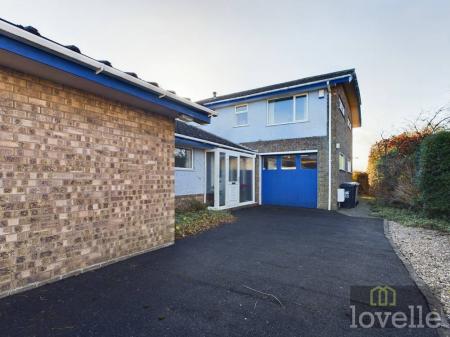 4 bedroom Detached house for sale in Church Lane, Mablethorpe, LN12
