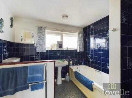 4 bedroom Detached house for sale in Church Lane, Mablethorpe, LN12