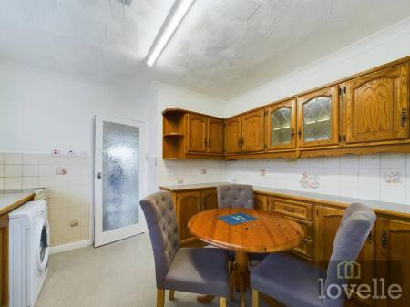 2 bedroom Detached bungalow for sale in Church Road, Mablethorpe, LN12