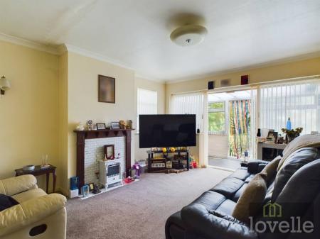 3 bedroom Detached bungalow for sale in Crabtree Lane, Sutton on Sea, LN12