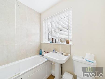 2 bedroom Detached bungalow for sale in Hillside Avenue, Sutton on Sea, LN12