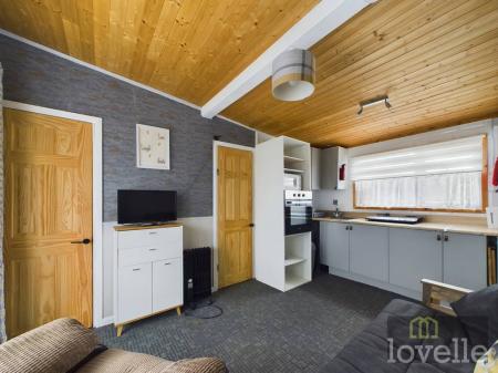 2 bedroom Chalet for sale in Mablethorpe Caravan Chalet Park, Mablethorpe, LN12