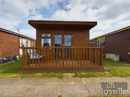 2 bedroom Chalet for sale in Mablethorpe Caravan Chalet Park, Mablethorpe, LN12