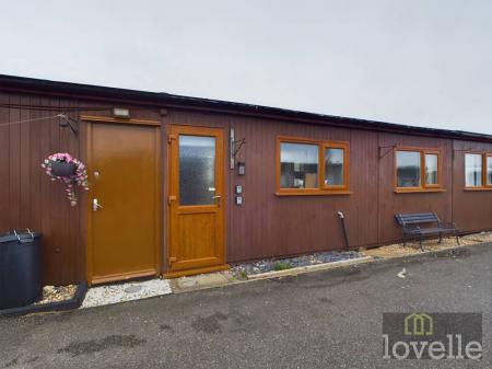 2 bedroom Chalet for sale in Mablethorpe Chalet Park, Mablethorpe, LN12