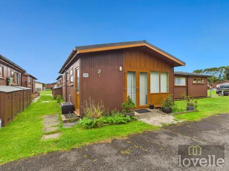 2 bedroom Chalet for sale in Mablethorpe Chalet Park, Mablethorpe, LN12