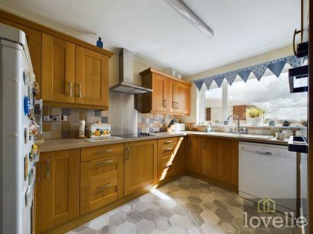 3 bedroom Detached bungalow for sale in Main Road, Withern, LN13