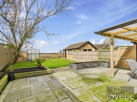 3 bedroom Detached bungalow for sale in Main Road, Withern, LN13