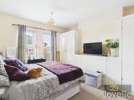 3 bedroom Semi-detached house for sale in Park Avenue, Mablethorpe, LN12