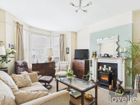 3 bedroom Semi-detached house for sale in Park Avenue, Mablethorpe, LN12