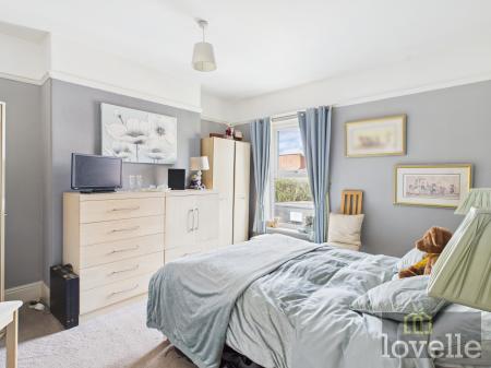 3 bedroom Semi-detached house for sale in Park Avenue, Mablethorpe, LN12