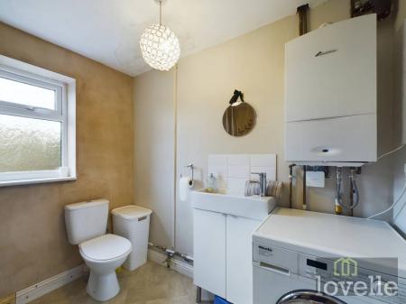 2 bedroom Detached house for sale in Queens Park Close, Mablethorpe, LN12