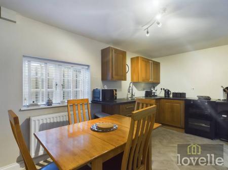 2 bedroom Detached house for sale in Queens Park Close, Mablethorpe, LN12