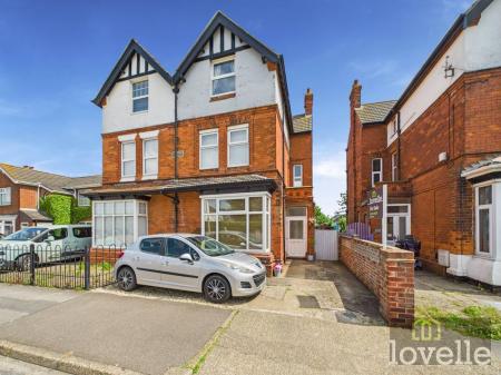 Victoria Road, Mablethorpe, LN12