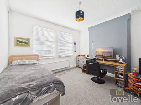 6 bedroom Semi-detached house for sale in Victoria Road, Mablethorpe, LN12