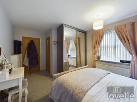 3 bedroom Detached bungalow for sale in Wallaces Yard, Alford, LN13