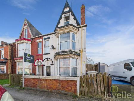 7 bedroom Semi-detached house for sale in Waterloo Road, Mablethorpe, LN12
