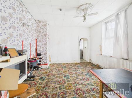 7 bedroom Semi-detached house for sale in Waterloo Road, Mablethorpe, LN12