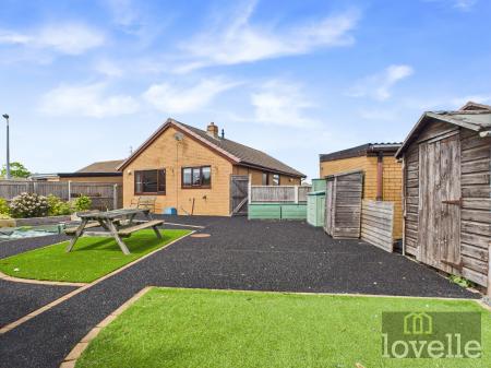 2 bedroom Detached bungalow for sale in The Green, Mablethorpe, LN12