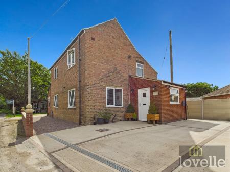 Main Street, Alford, LN13