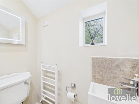 2 bedroom Detached house for sale in Main Street, Alford, LN13