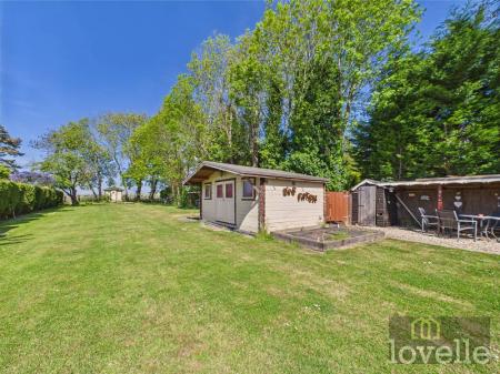 4 bedroom Detached house for sale in Sutton Road, Huttoft, LN13