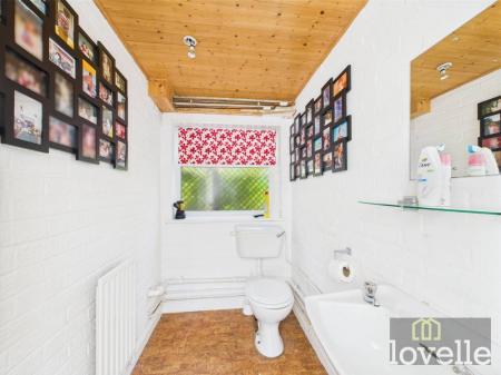 4 bedroom Detached house for sale in Sutton Road, Huttoft, LN13