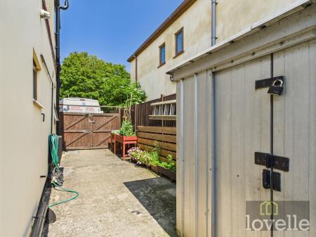 3 bedroom Semi-detached house for sale in George Street, Mablethorpe, LN12