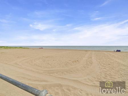 1 bedroom Flat for sale in Willoughby Road, Sutton on Sea, LN12