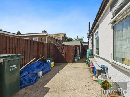 2 bedroom Semi-detached bungalow for sale in George Street, Mablethorpe, LN12