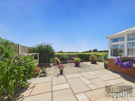2 bedroom Detached bungalow for sale in Sea Road, Anderby, PE24
