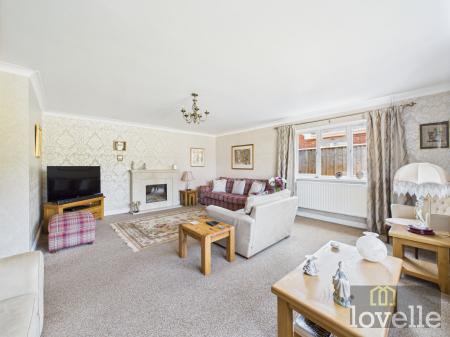 2 bedroom Detached bungalow for sale in Sea Road, Anderby, PE24