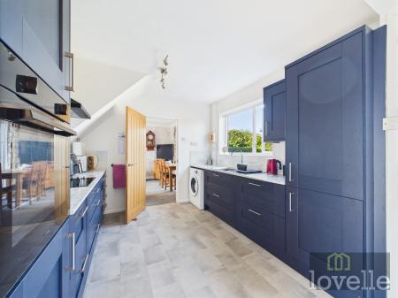 3 bedroom Terraced House for sale in Sutton Road, Huttoft, LN13