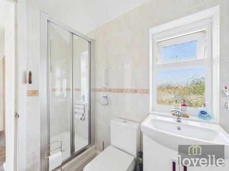 3 bedroom Terraced House for sale in Sutton Road, Huttoft, LN13