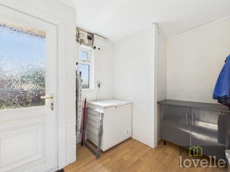 3 bedroom Terraced House for sale in Sutton Road, Huttoft, LN13