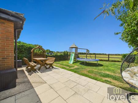 3 bedroom Semi-detached house for sale in Huttoft Road, Sutton on Sea, LN12