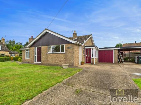 3 bedroom Detached bungalow for sale in Pinfold Lane, Alford, LN13