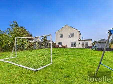 4 bedroom Land (Residential) for sale in Trusthrope Road, Sutton on Sea, LN12