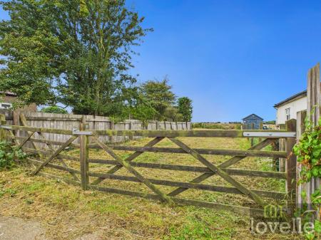 4 bedroom Land (Residential) for sale in Trusthrope Road, Sutton on Sea, LN12