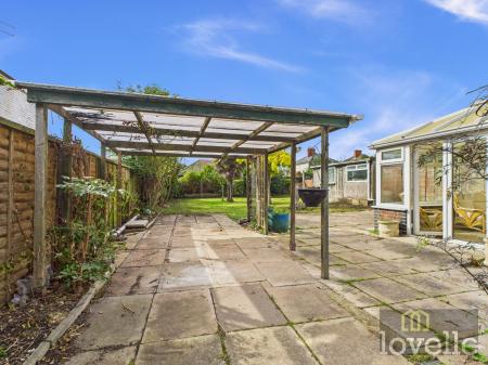 4 bedroom Bungalow for sale in Victoria Road, Mablethorpe, LN12
