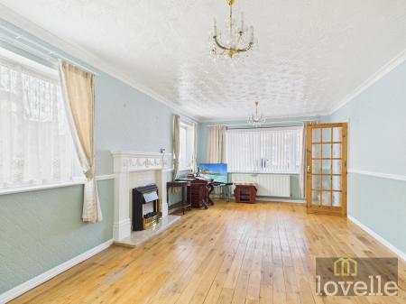 4 bedroom Bungalow for sale in Victoria Road, Mablethorpe, LN12