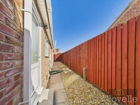 3 bedroom Detached bungalow for sale in Campling Way, Trusthorpe, LN12